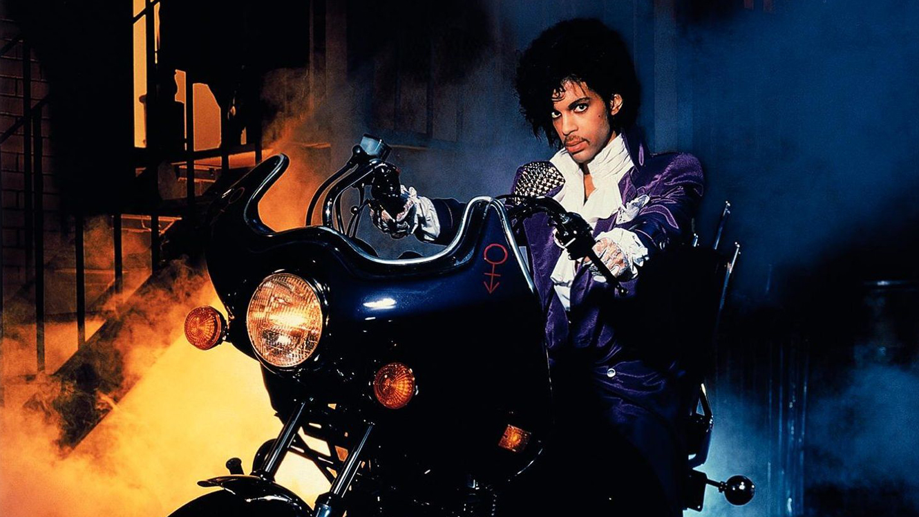 Prince en moto