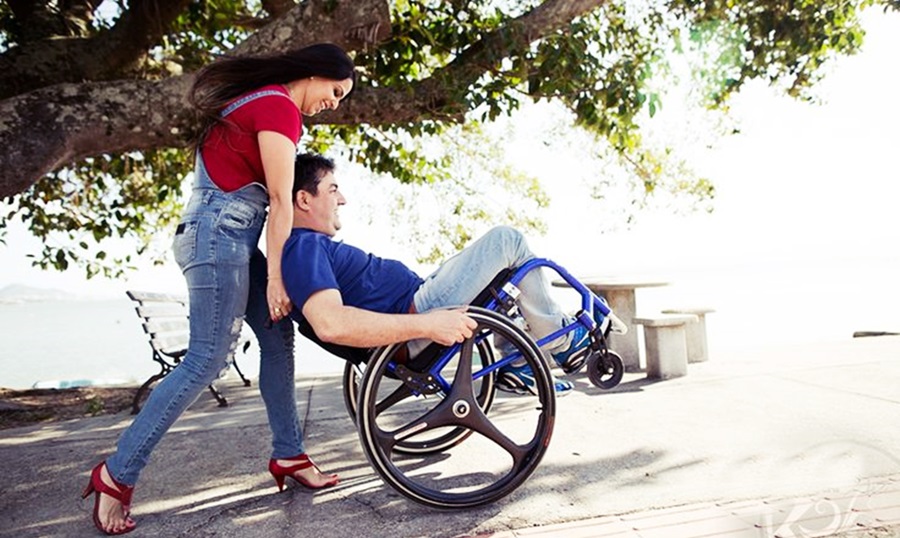 picnic Locomotora multa Sexualidad ¿Y cómo lo hacen en silla de ruedas? - Blog: Vida Plena y  Discapacidad